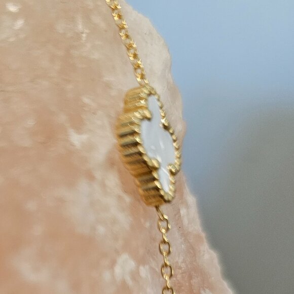 Hope, Faith, Love and Luck clover fashion necklace 16 inches - Picture 11 of 12